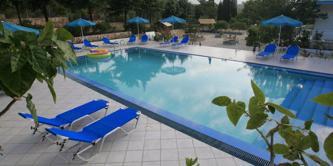 Blue White Apartments - Kefallonia Poolside Retreats Spartia  Exteriér fotografie