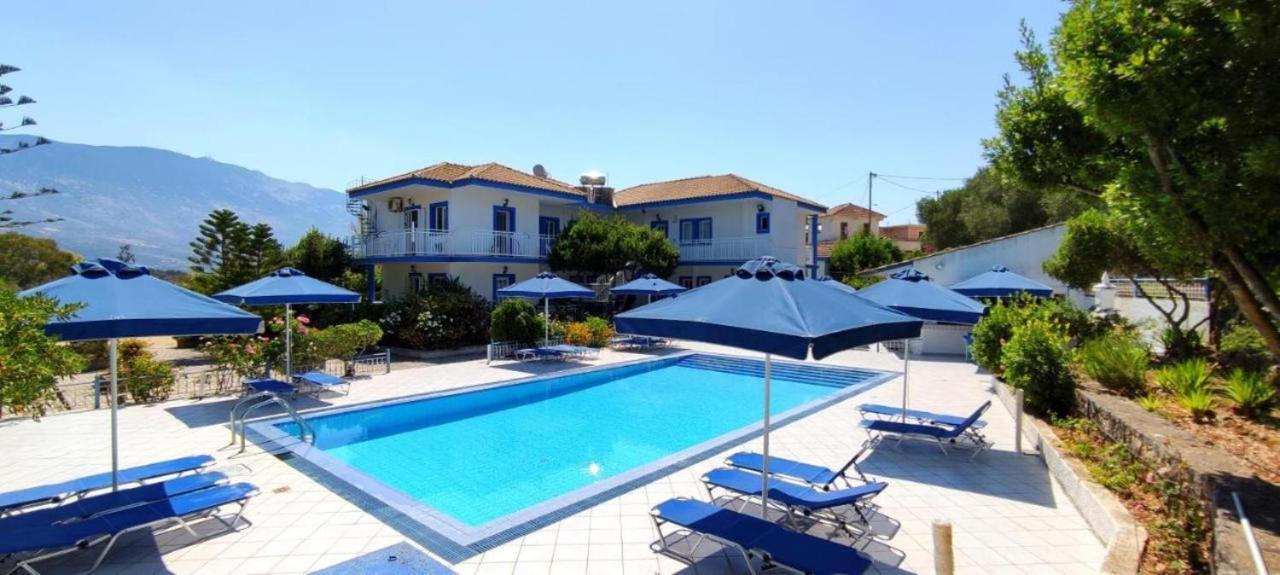 Blue White Apartments - Kefallonia Poolside Retreats Spartia  Exteriér fotografie