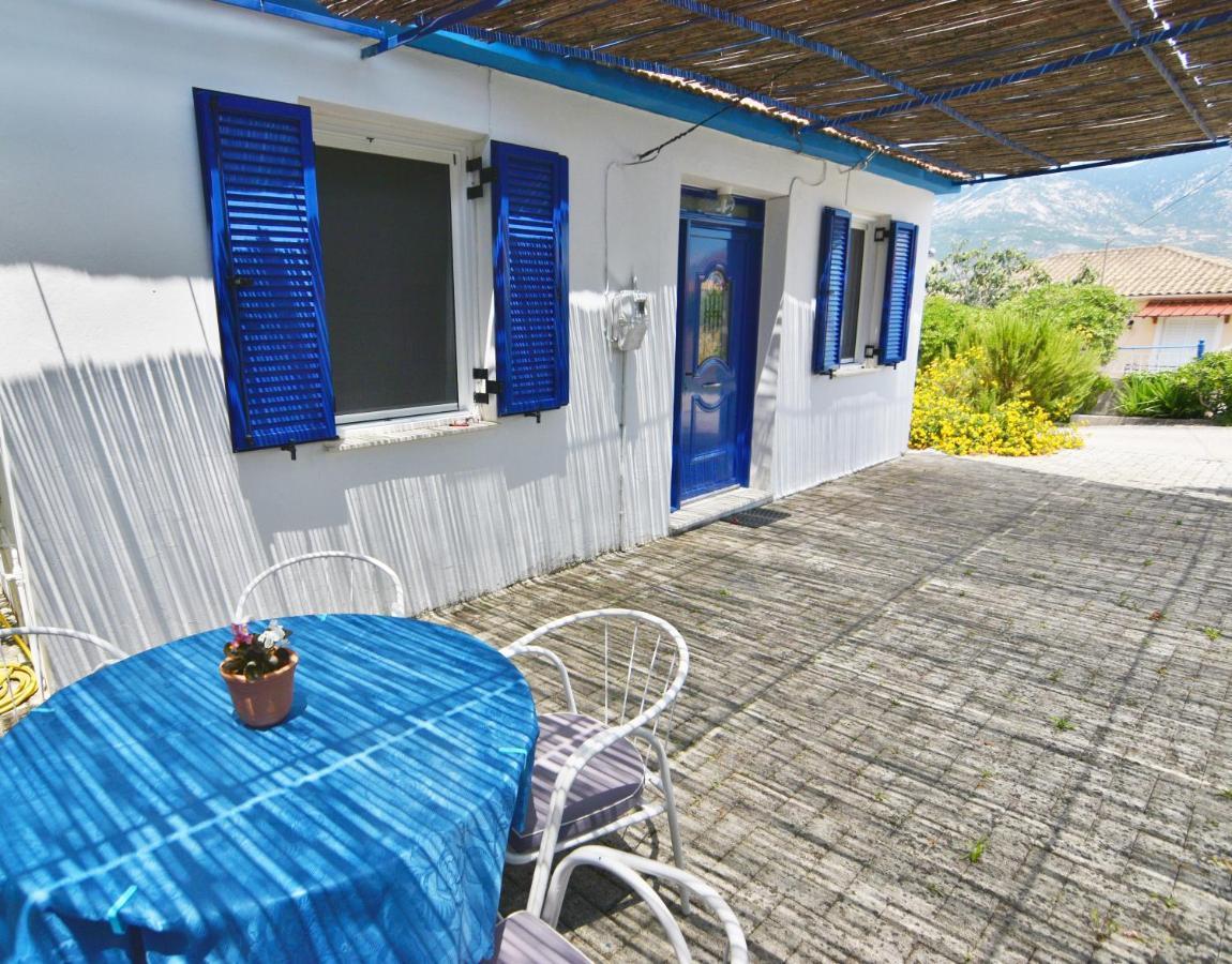 Blue White Apartments - Kefallonia Poolside Retreats Spartia  Exteriér fotografie