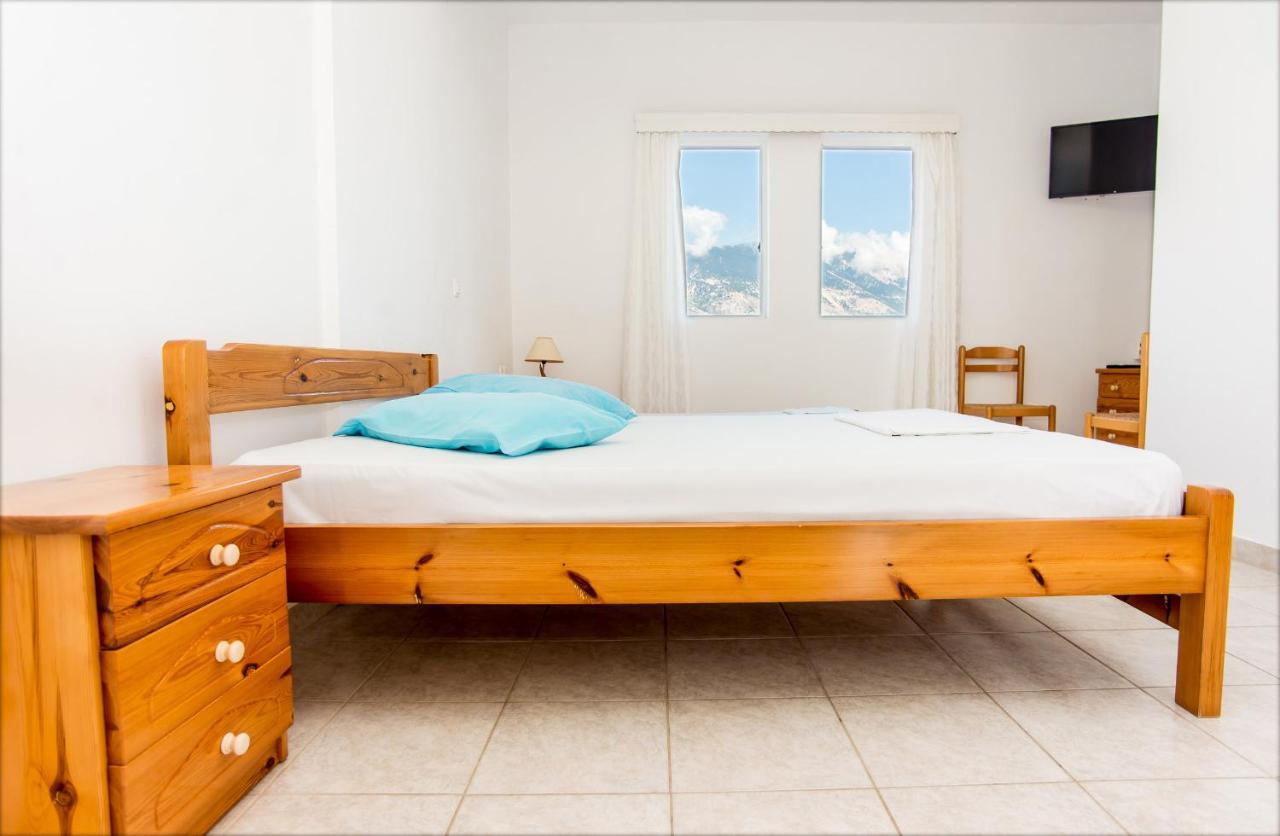 Blue White Apartments - Kefallonia Poolside Retreats Spartia  Exteriér fotografie