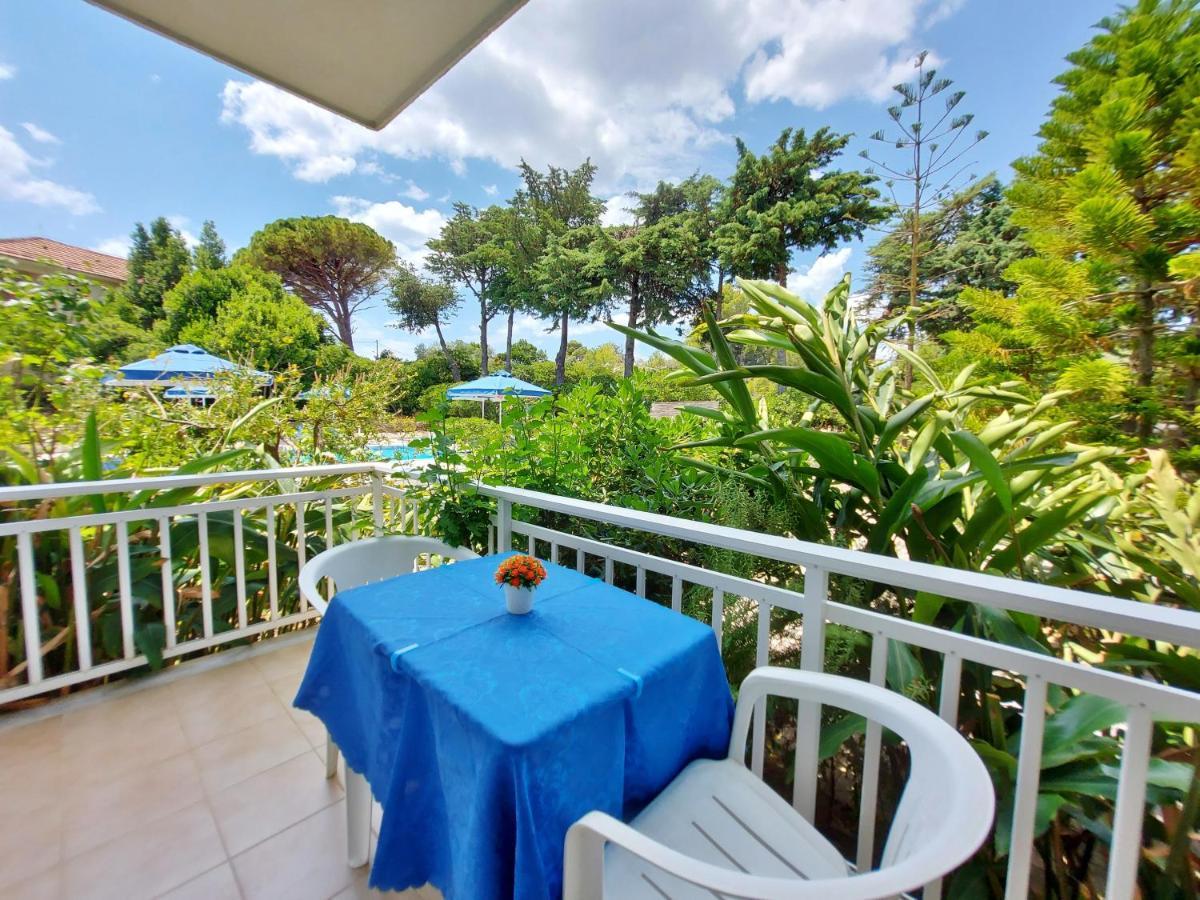 Blue White Apartments - Kefallonia Poolside Retreats Spartia  Exteriér fotografie